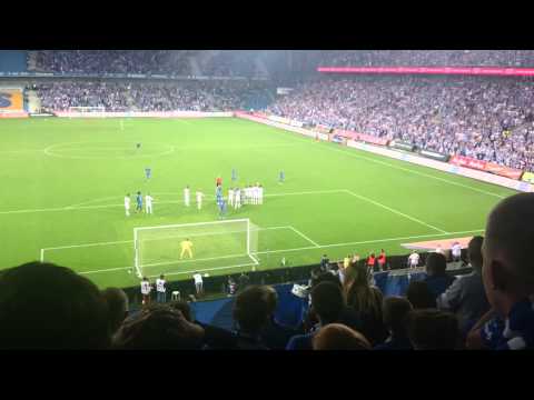 Lech Poznań - FC Basel:Rzut wolny Douglasa