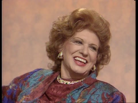 Pat Phoenix Interview on Wogan - 27 June 1986