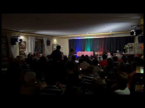 Gertrud und Gottfried im Aufzug