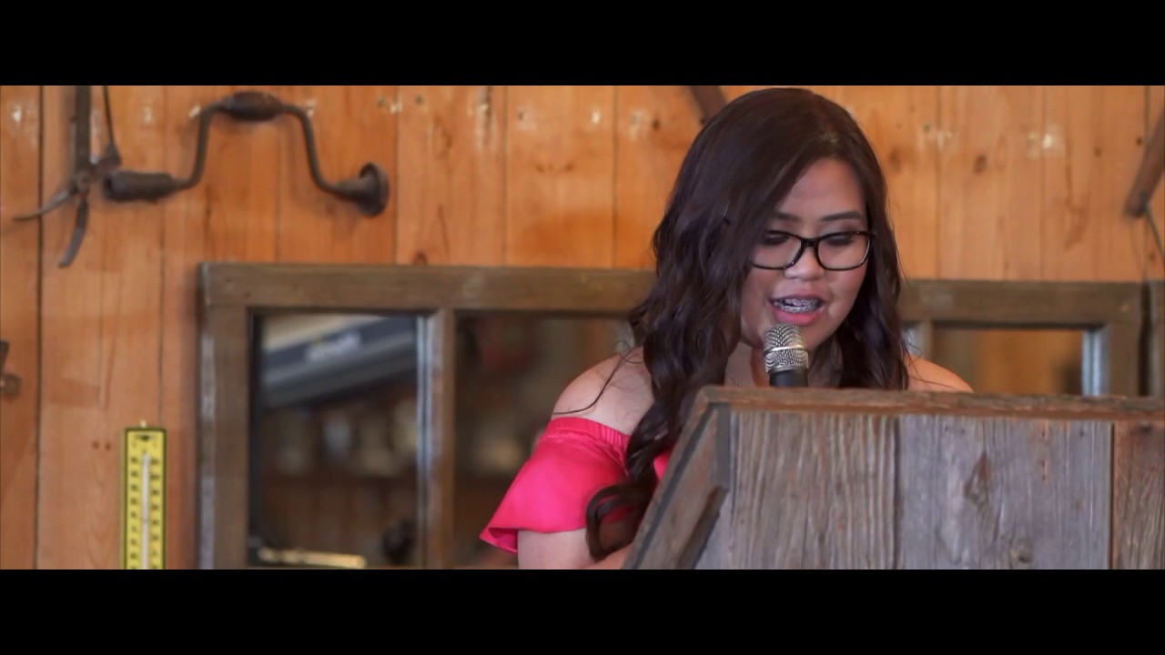 Putar video Maid of Honor Speech sekarang Maid of Honor Speech