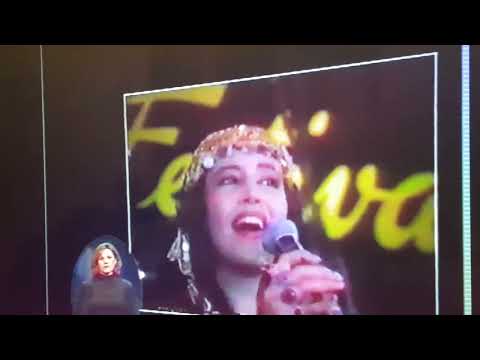 כתבה של עפרה טבת מנגן בגיטרה רועי הבן של בצלאל אלוניhttps://youtu.be/7yp36IoPsuI ארכיון זוויות 1995