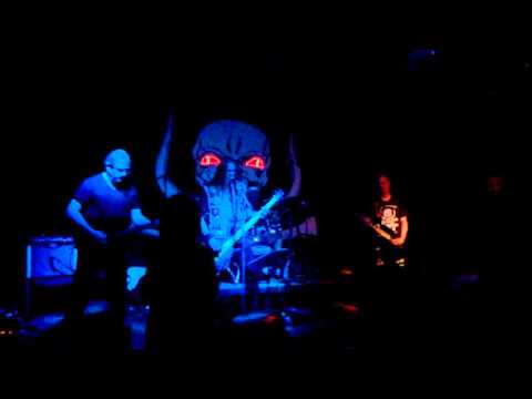 Bulldog - BULLDOG   Hard&Heavy Beroun  - cítíte se nevesele
