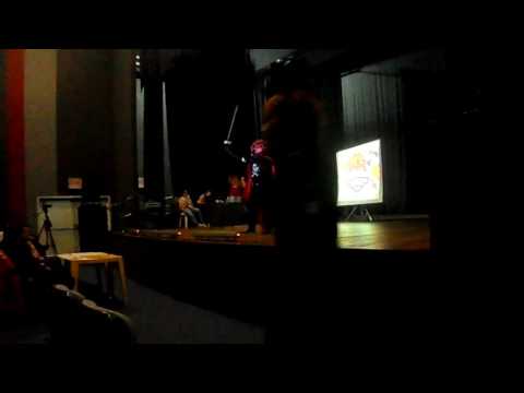 Eu cantando no Concurso Animekê Aniventure Itajaí