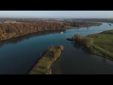 Flying my DJI Mavic 2 in Neer, Limburg (4K)