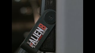 Video thumbnail for DrAlienSmith Alien8 Microphone Review by MillSounds