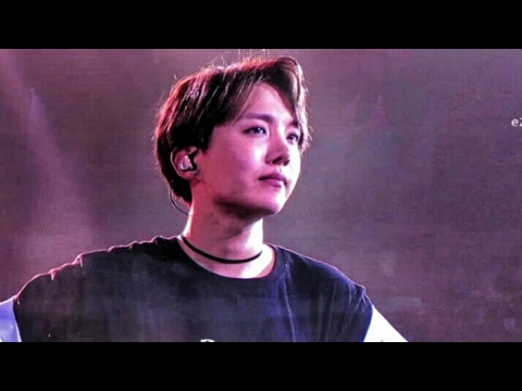 170507 [FANCAM] BTS 방탄소년단 WINGS TOUR IN MANILA•ARMYs singing Dul Set|BTS getting teary-eyed• 둘 ! 셋 !