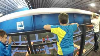 preview picture of video 'Ready to Jump @ Skyzone Trampoline Park Leetsdale Pennsylvania May 2013'