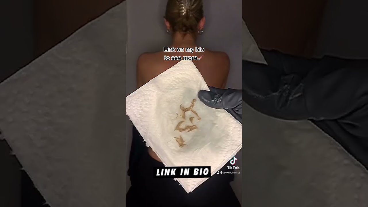 Tattoo World 2021 / Tattoo Girls / Best Tattoo / Tattoo Ideas #shorts