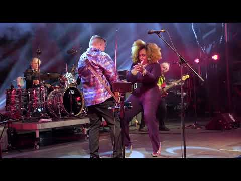 Annika Chambers & Paul Deslauriers Live at The Montreal International Jazz Festival Raggedy & Dirty