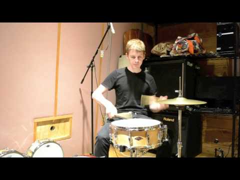 Steve Maxwell Vintage Drums - (Craviotto Hybrid Bearing Edge Snares) - 8/18/11