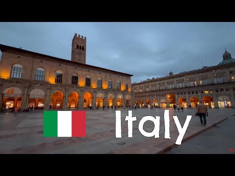 🇮🇹 Bologna, Italy 🌃 Night Walk in 4K 🇮🇹