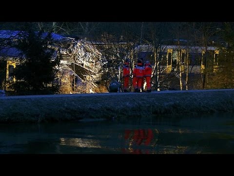 ФРГ: поезда столкнулись из-за ошибки диспетчера