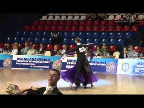 Oleksandr Mazur - Natalia Makarova, 1/2 Viennese Waltz