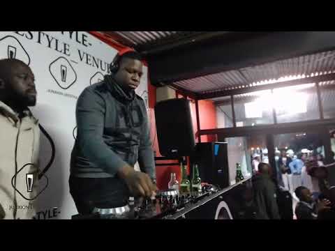 McCuemza Isaacs & DJ Tyzo live at junxion lifestyle (09 June 2018)
