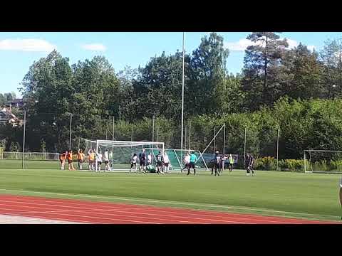 Hallingdal FKs 4. scoring borte mot Slemmestad IF i 4-1 seier. Mikkel Storeskar målscorer