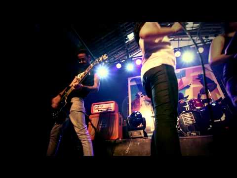 Festival Dosol 2012: Far From Alaska (RN) -  Greyhound (ao vivo)