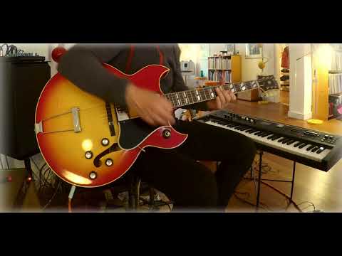 Gibson Barney Kessel Regular 1966- Sunburst with original Gibson HSC image 12