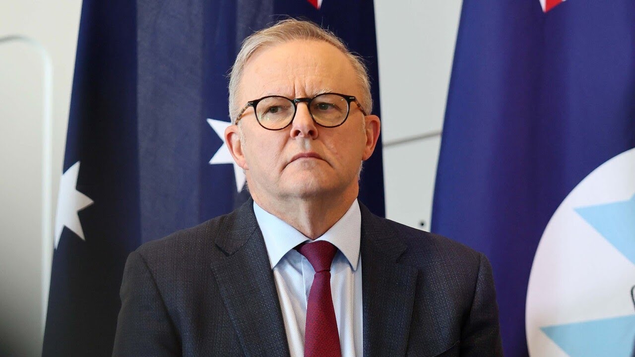 ‘You’ve got two mansions’: Paul Murray blasts Albanese over $4.3 million house