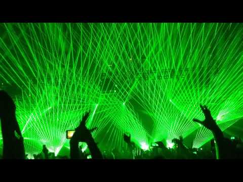 Eric Prydz - HIT ME WITH THOSE LASERBEAMS 3.0 LIVE @ MSG