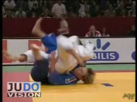 JUDO 2000 Tournois de Paris: Tatyana Kuvshinova (RUS) - Sylvie Meloux (FRA)