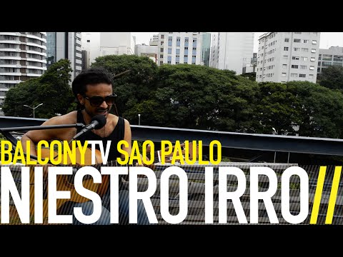 NIESTRO IRRO - TURISTA (BalconyTV)