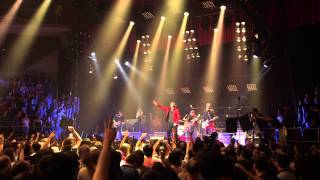 Perdido En La Ciudad Lyrics English Translation