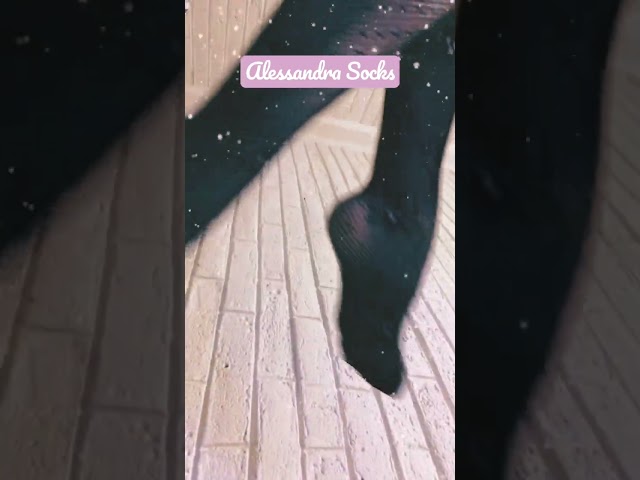 Vídeo relacionado con 2 pares de calcetines perfectos para amantes de la película misteriosa - - Medium