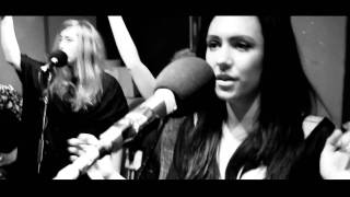 Clairy Browne & the Bangin' Rackettes "Baby Caught the Bus" Studio 5 Live on PBS