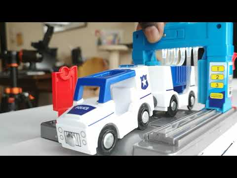 Police Car Playing Car Wash with Cleaning Toys, Toy Cars Getting Washed, Car Washing Video for Kids Video