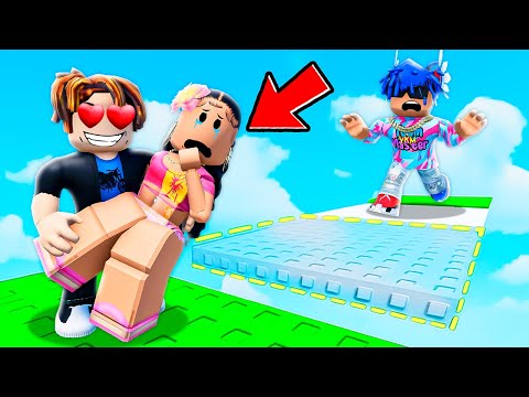 SURVIVE ROBLOX HUG TROLL TOWER!