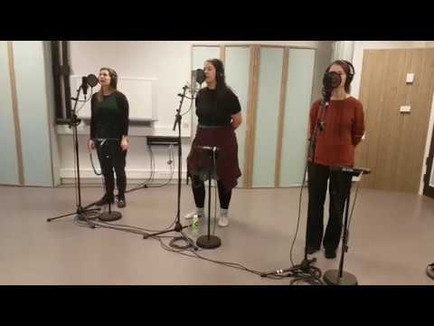 KLOSSMAJOR -  Jeg vil bare ha noen å kose med