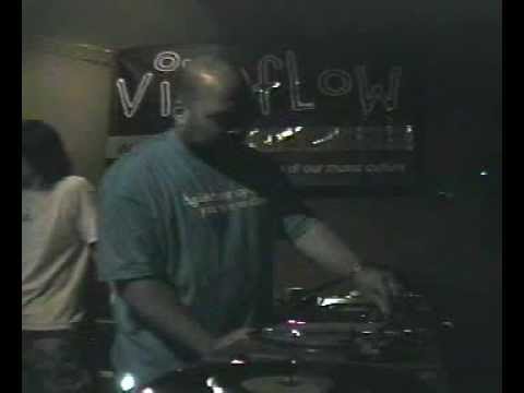 DJ Bone @ rhythmworkshop 10-10-2003