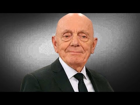 At 55, Bernhard Hoëcker FINALLY admits what we all suspected.