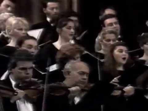 Уральская рябинушка Uralskaya Riabinushka Russian Song Waltz Serbian Singer Merima Njegomir Exelent