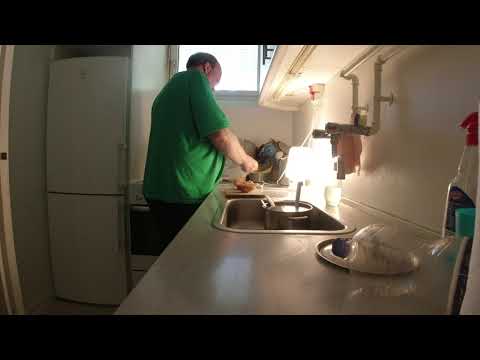 MongoTV_6889 - Min Frokost - BOLLE Med SPANSK SKINKE og OST