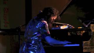 Nellie McKay @ Outpot in the Burbs - "Inner Peace"