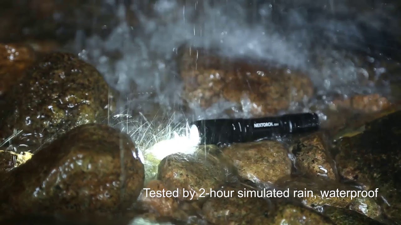 E51 // USB Rechargeable EDC Flashlight video thumbnail