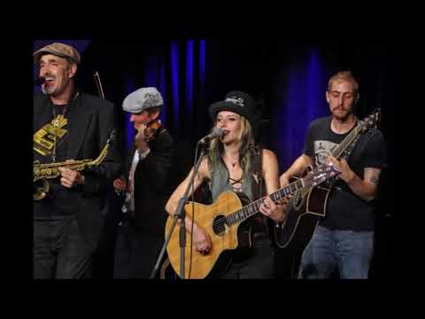 Cynthia Nickschas Live beim Liederfest 2019 der LBL (Liederbestenliste)