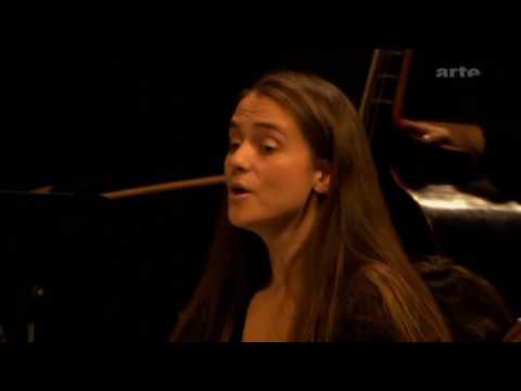 Nuria Rial, pursue thy conquest love .Purcell