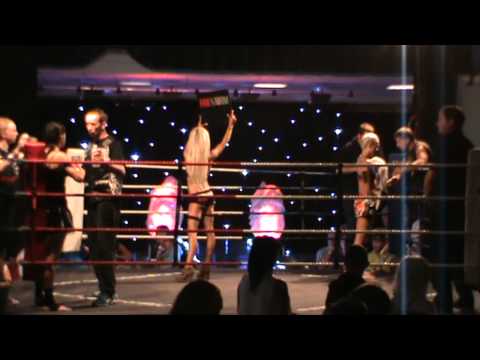 Mescho Dunko Fight sport extreme SONYA DUNKO VS SHELLY mCDONALD