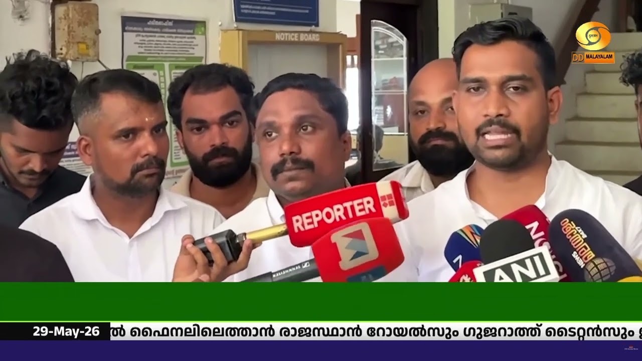 ക്ഷേമ പെൻഷനുകളുടെ വിതരണത്തിൽ കാലതാമസം വരുത്തിയെന്?