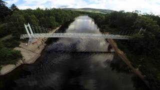 preview picture of video 'Ballater suspention bridge'