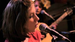 Anna Aaron - Sea Monsters (Live)