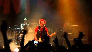 Sum 41 - Pieces live Québec 2012