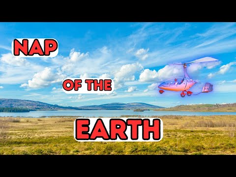 34. Skimming the water in the AutoGyro Calidus! #lowflying