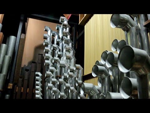 Orgue de Saint-Eustache / Inside the biggest French organ (Bach, Vierne) - Thomas OSPITAL