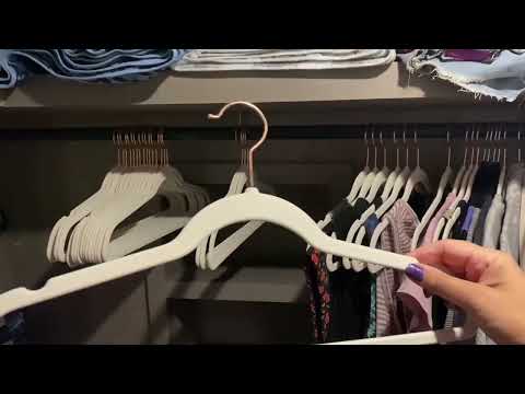 Velvet Hangers Non-Slip Velvet Hangers Premium Suit Hangers for Suits,Coats,Jackets,Pants,Dress