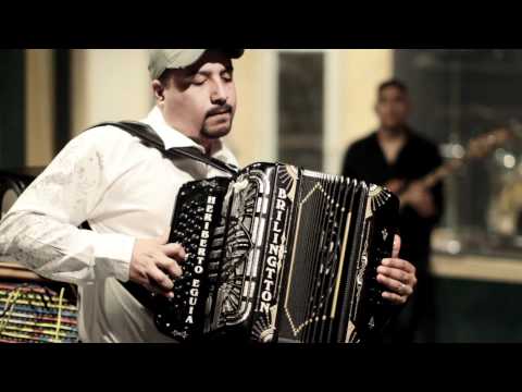 Grupo Palomo ft. Oscar Ivan (Duelo) -  Mi Obsecion