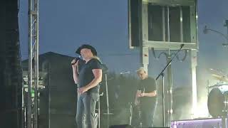 Trace Adkins - Honky Tonk Badonkadonk