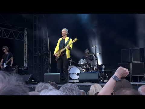 Sting - [Medley] from "Walking On The Moon" to picking the "Desert Rose" (Live Berlin 2022)